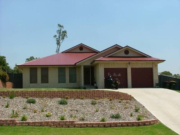 13 Bimbadeen Drive Picture 1