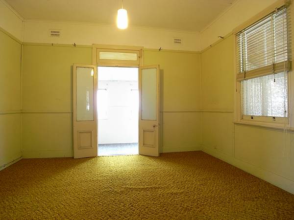 Renovate or Redevelop! Picture 3
