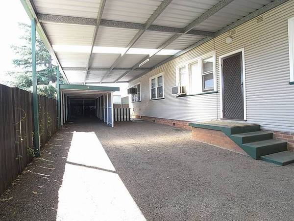 4 x Flats in One Line Picture 2