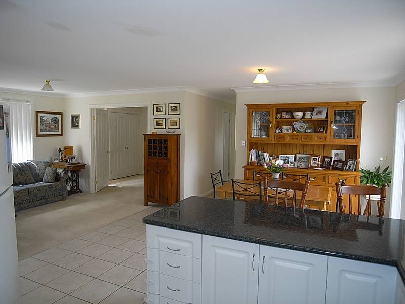 Affordable Family Home! Picture 3