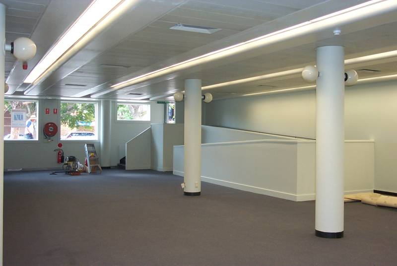 1st Class Office Space Picture 3