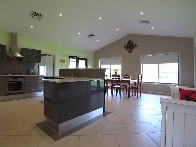 Scone Outskirts Picture 2