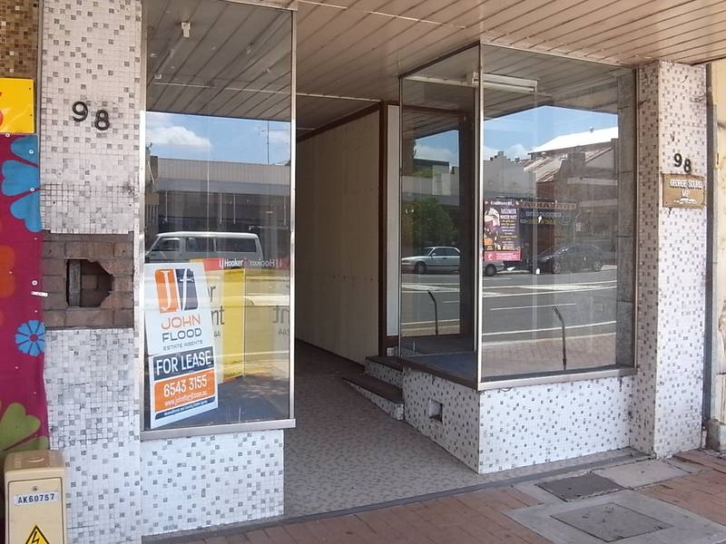 Retail Shop/Offices Picture 1