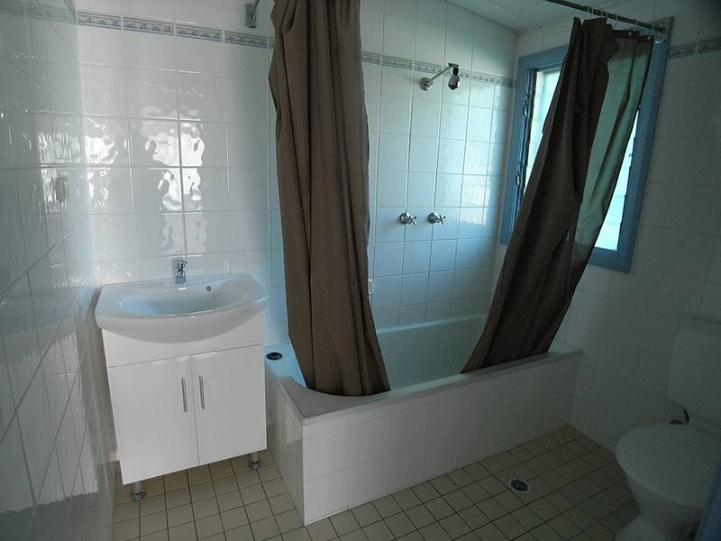 118 Brook Street Picture 3