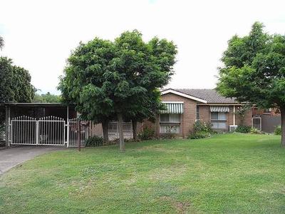 MOTIVATED VENDOR COMMITTED ELSEWEHRE - MUST SELL!! Picture