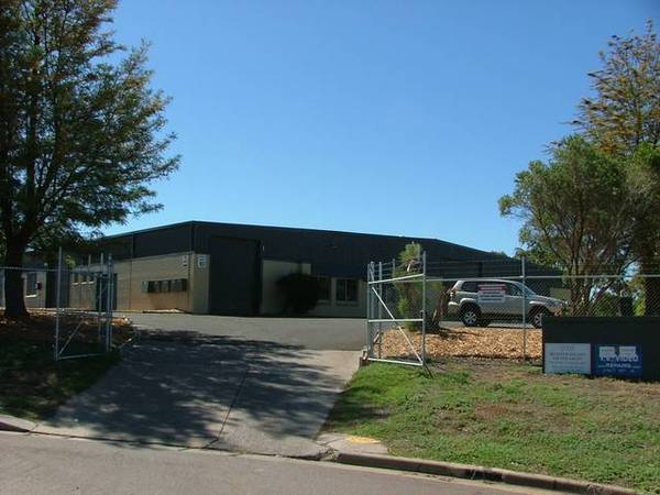 RENT DEDICATED TRADE SPACE FROM ONLY $35 PER DAY Picture 3