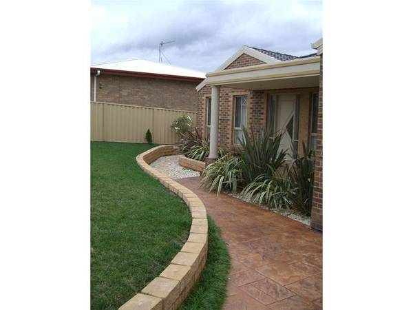 STEP INTO LUXURY Picture 2