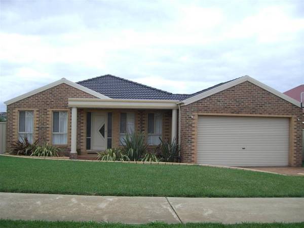 STEP INTO LUXURY Picture 1