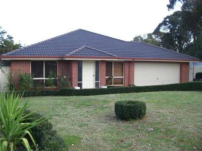 QUALITY HOUSE IN COURT LOCATION Picture