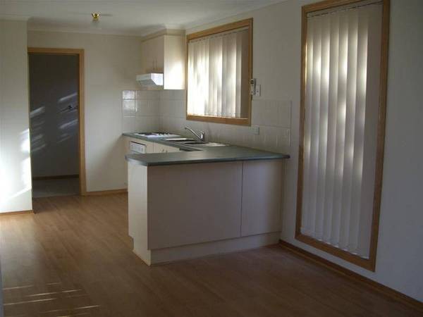 GREAT INVESTMENT ! Picture 3