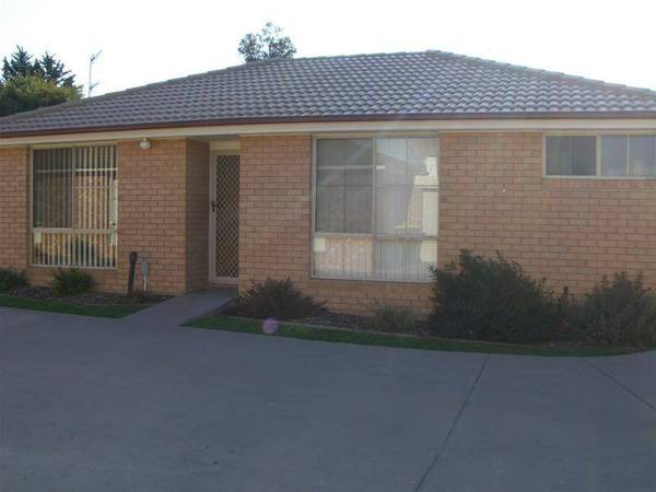 GREAT INVESTMENT ! Picture 1