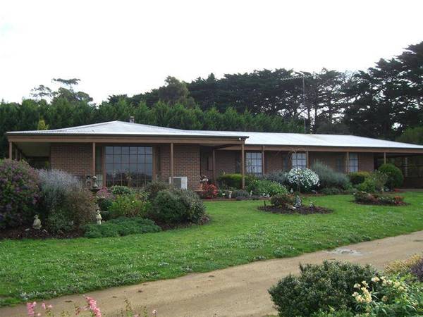 LEONGATHA NORTH FARMLET
P.O.A. Picture 1