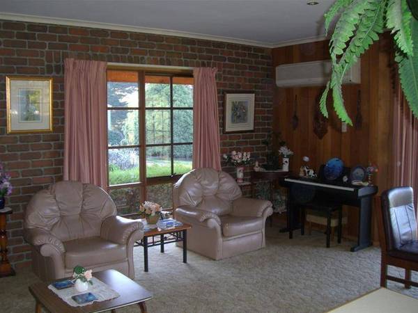 LEONGATHA NORTH FARMLET
P.O.A. Picture 2