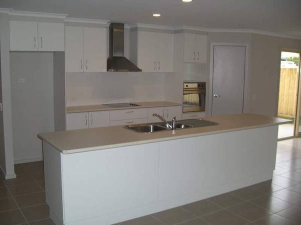 QUALITY HOME, QUALITY AREA Picture 2