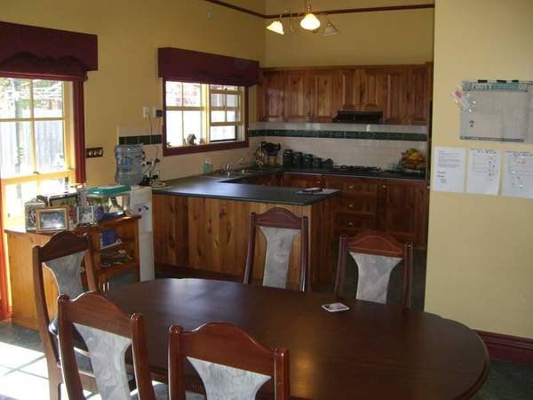 HISTORIC PROPERTY ON 1/4 ACRE Picture 2