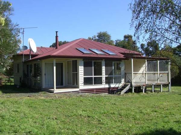 A LITTLE PIECE OF HEAVEN Picture 1