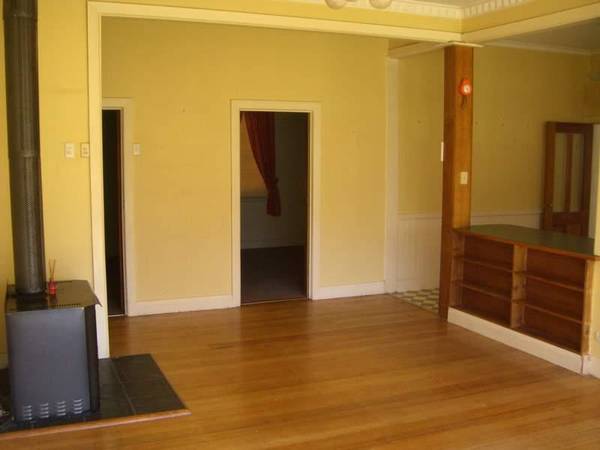 A LITTLE PIECE OF HEAVEN Picture 3