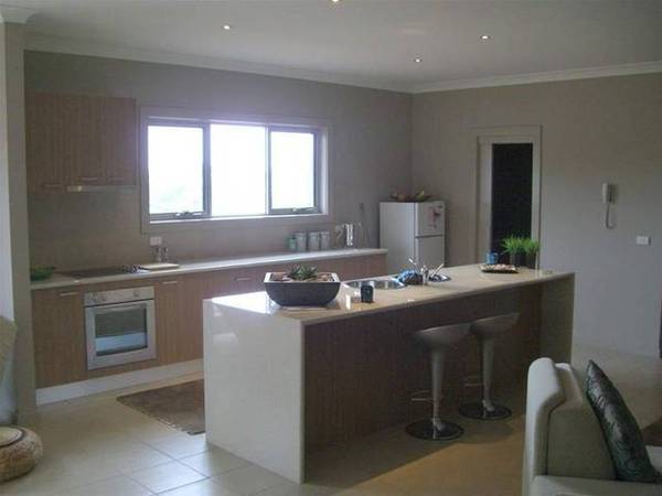 HIGH RISE LIFESTYLE Picture 2