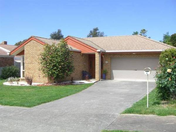 OOZES CHARM AND APPEAL Picture 1