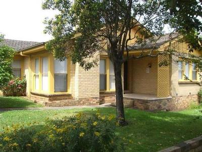 ZONED BUSINESS 1 Picture