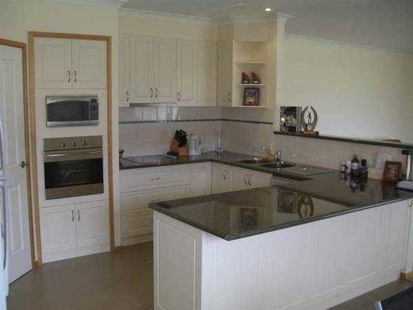 QUALITY HOME LOCALLY BUILT Picture