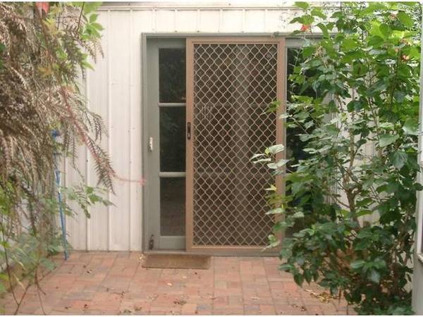 ONE FOR SERIOUS CONSIDERATION Picture 2