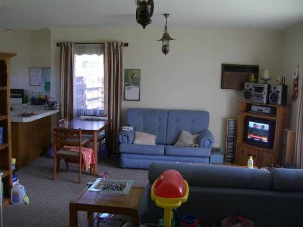 MCCARTIN STREET UNIT Picture 2