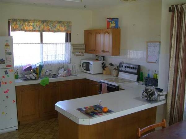 MCCARTIN STREET UNIT Picture 3