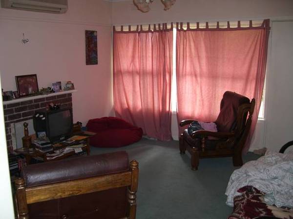 Investors or First Home Buyers Picture 2