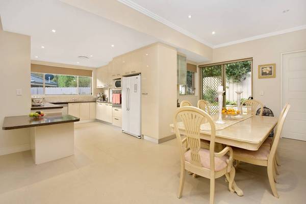 One of Waitara's Finest Homes Picture 2