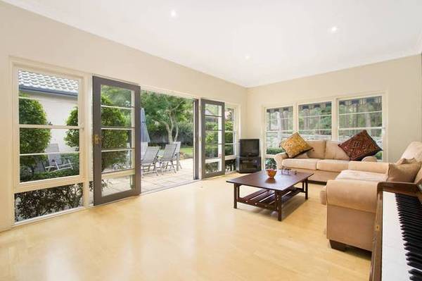 Casual Elegance Picture 2