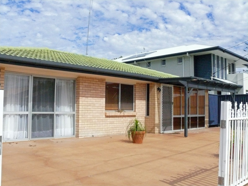 FOR RENT - PETS ALLOWED! Picture 1