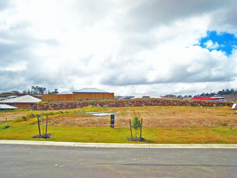 Flat Land Opposite National Park Picture 2