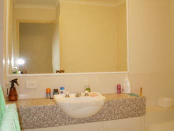 Renovated Coomera Villa Picture 3