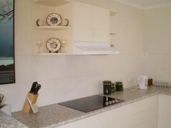 Renovated Coomera Villa Picture 2