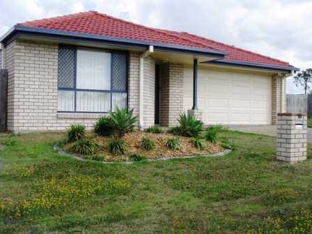 GREAT FAMILY HOME Picture 1