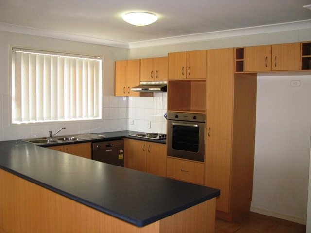 GREAT FAMILY HOME Picture 3