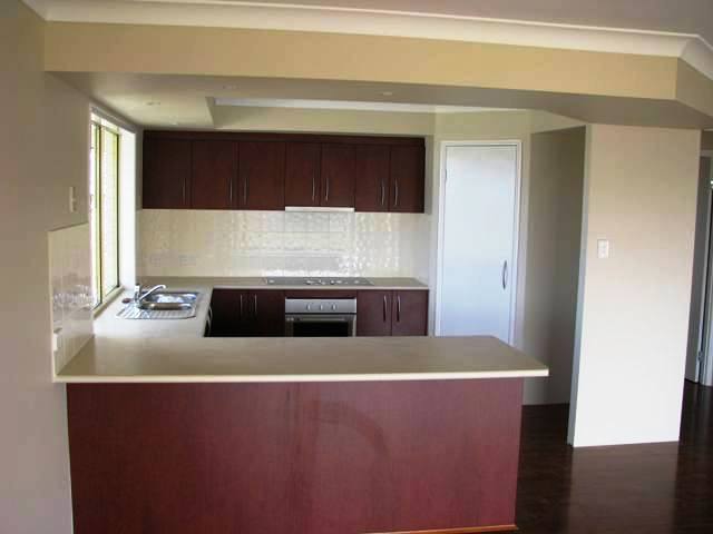 IMPRESSIVE VIEWS...IMPRESSIVE HOME! Picture 2