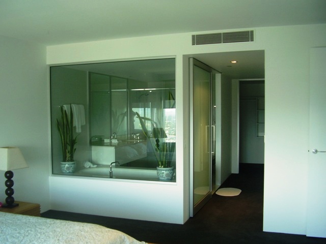 Q1 - Surfers & Hinterland Views! Picture 3