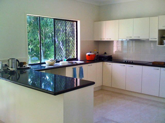 Brand New 2 Storey Riverfront Home Picture 3