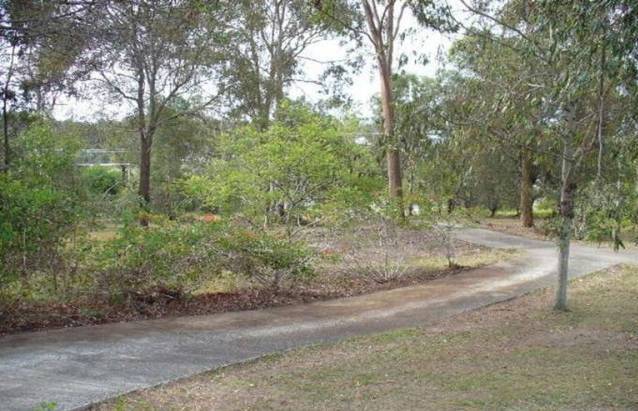 Secluded Lifestyle on 1.3 Acres Picture Secluded Lifestyle on 1.3 Acres Picture