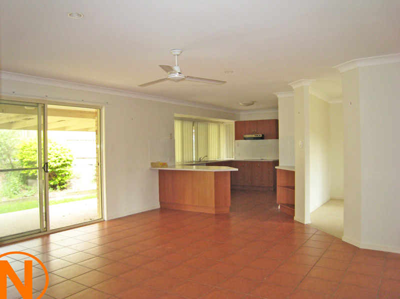 PERFECT FOR INVESTOR OR 1ST HOME BUYER Picture 2