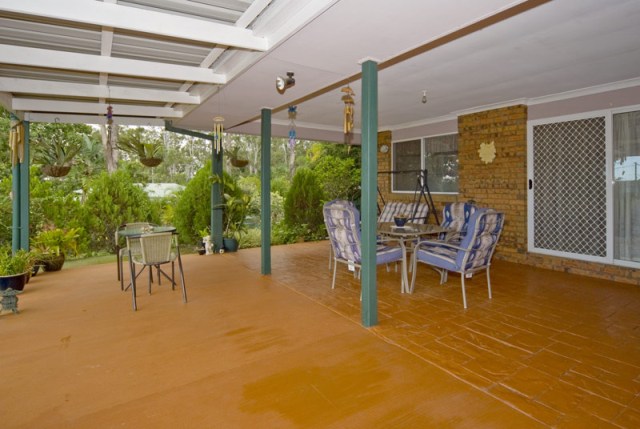 Acreage Lifestyle - Negotiate a Bargain! Picture 3