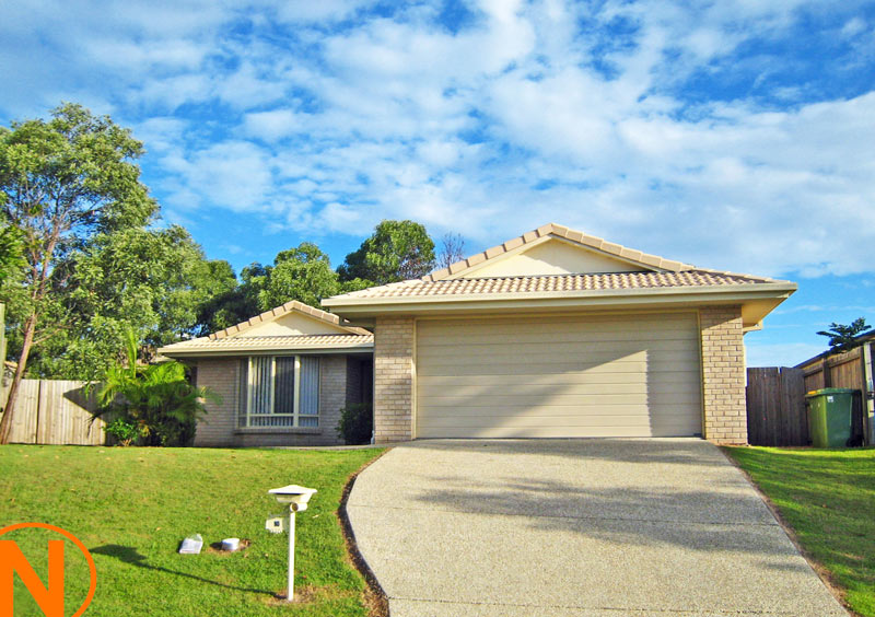 Near New and Side Access! Picture 1