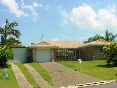 LOCATION LOCATION! Picture