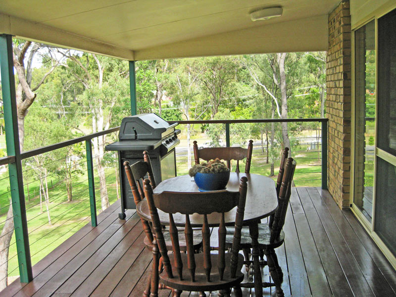 Beautiful Acreage Property With 2 Homes Picture 3