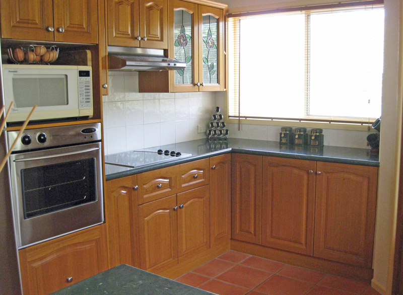 Beautiful Acreage Property With 2 Homes Picture 2