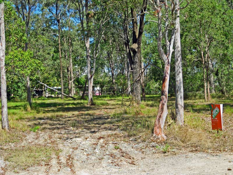 VACANT LAND Picture 2