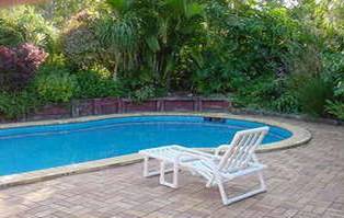 ACREAGE WITH POOL Picture 2