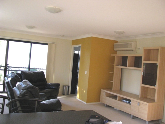 FURNISHED APARTMENT ! Picture 3